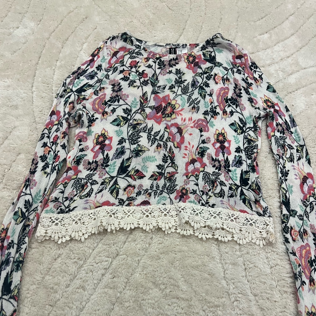 H&M Multicolor Floral Lace Hem Blouse